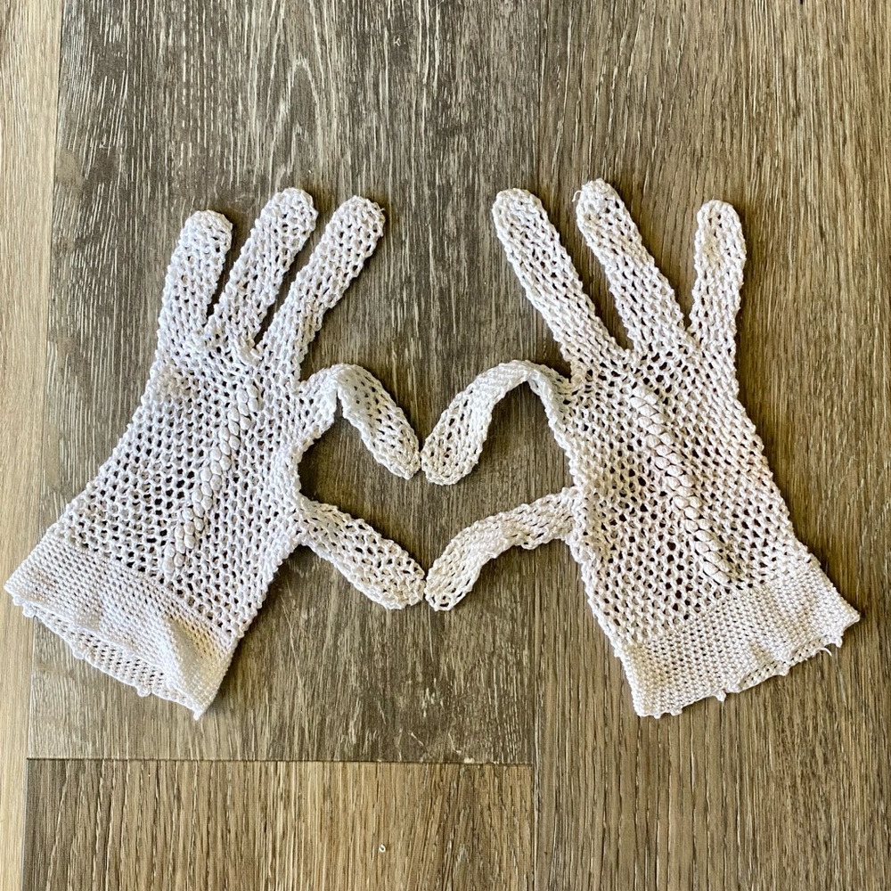 Vintage Stretch Lace Knit Crochet Dainty Lolita Short Gloves